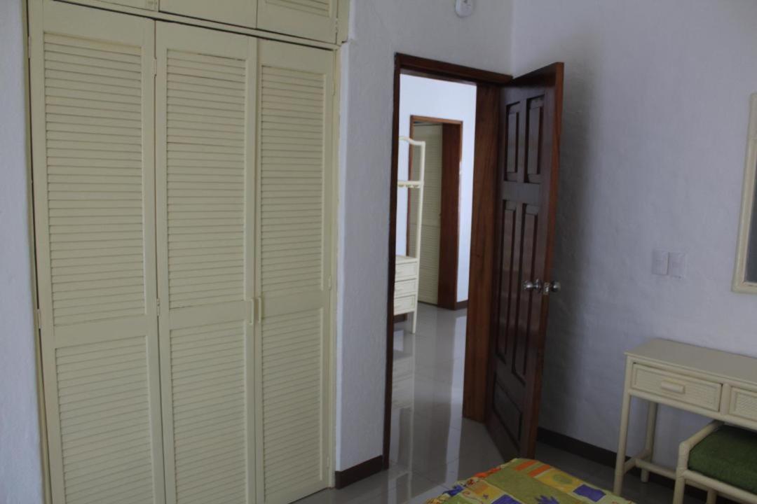 Manzanillo Pied A Terre Hotell Exteriör bild